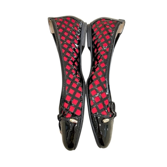 Fs/ny red & black patent laser cut round toe ballet flat shoes size 8 - Picture 5 of 9